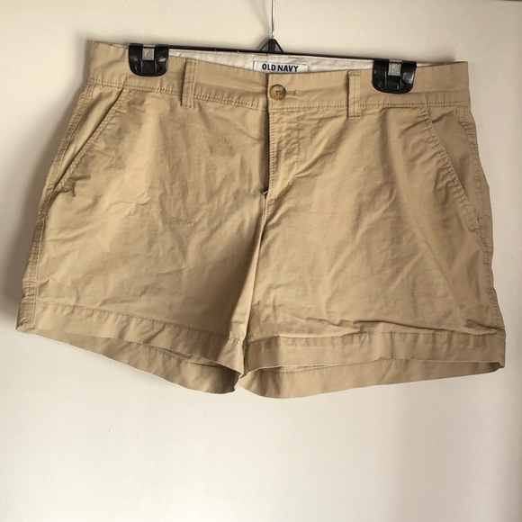 Old Navy Pants - ❗️2/$6.00❗️Final ⬇️❗️🛍 Old Navy Khaki Shorts